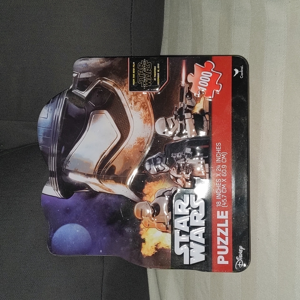 Star Wars The Force Awakens (CAPTAIN PHASMA - STORMTROOPERS) 1000 piece jigsaw p